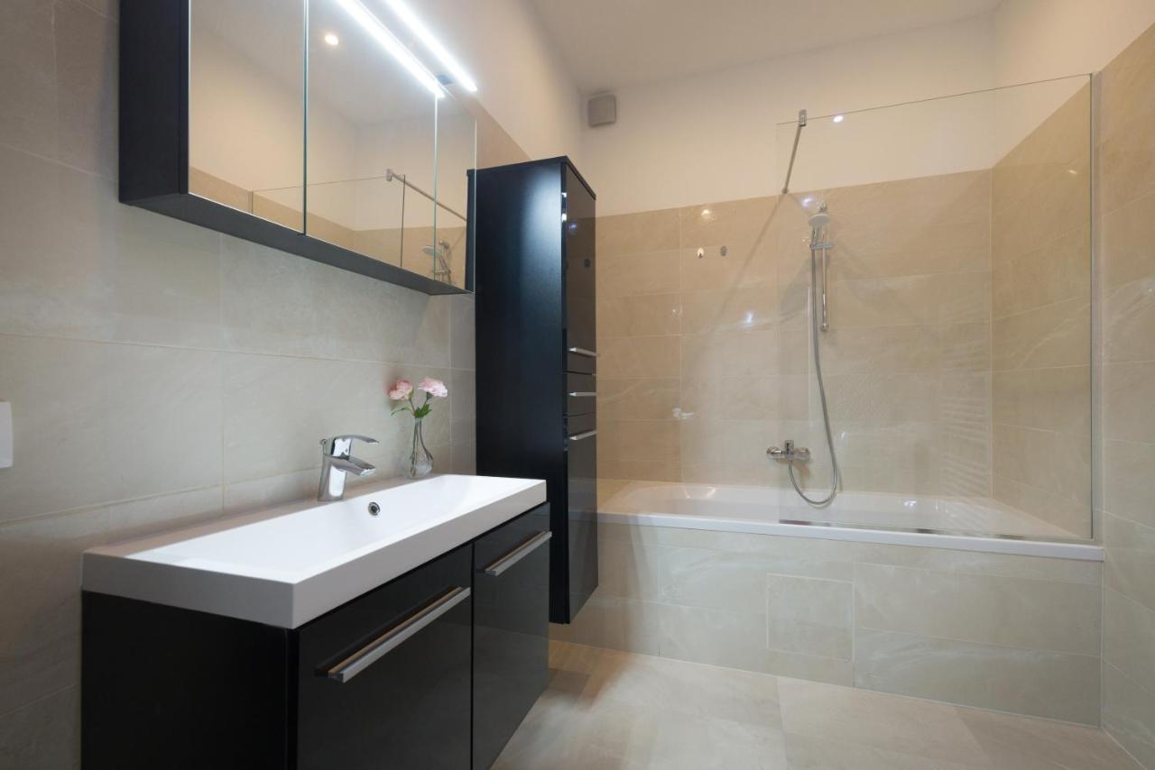 Donaustadt Special Apartments 1220 Vienna Luaran gambar
